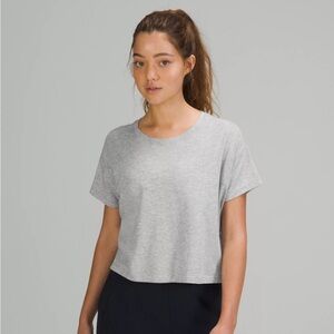 Lululemon Cates T-shirt In Heathered Core Light Grey size 4